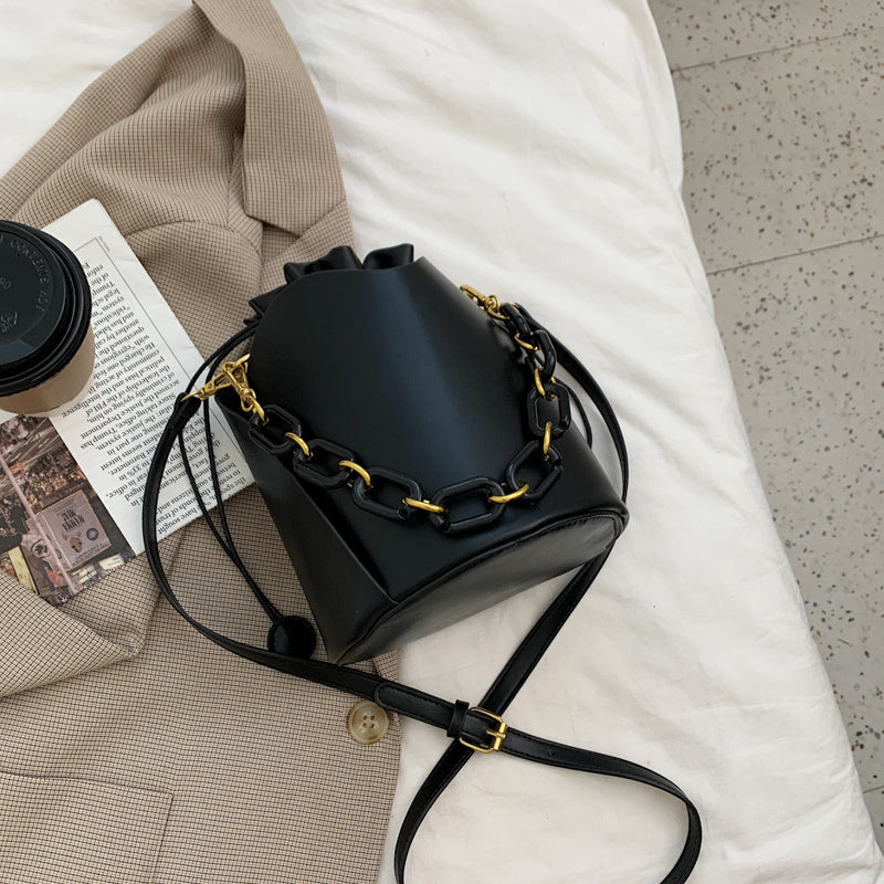 Retro Bag Female New Fashion Chain Bucket Bag Female Bag Simple Underarm Bag