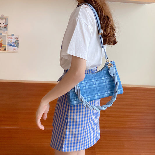 Niche Lattice Underarm Bag Baguette Bag Woven Frog Bag Shoulder Messenger Bag Female